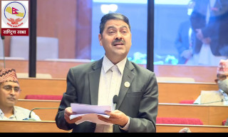 'पाँच सय र हजारका नोट छाप्न बन्द गरौं ' : खिमलाल देवकोटा