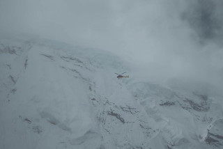 दार्चुलाको ब्याँसमा हिमपहिरो, यार्सागुम्बा टिप्न गएका सर्वसाधारण प्रभावित भएको आशंका