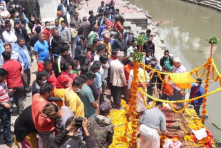 रवि लामिछानेका डाईभर शम्भु थापाको अन्त्येष्टि