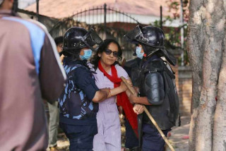 टोपबहादुरविरुद्ध नाराबाजी गर्ने तारा बराल पक्राउ