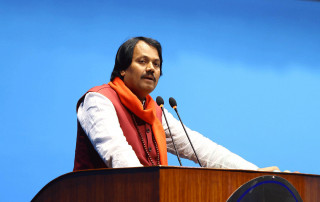 माओवादी सरकारले ल्याएको नीति कार्यक्रम संघीयताविरोधी किन? सीके राउत