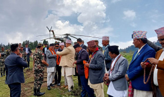 प्रधानमन्त्री प्रचण्ड पर्यटकीयस्थल खप्तडमा