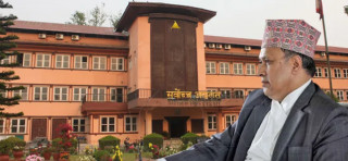 न्यायालयमाथि जनताको विश्वास गुम्दै,प्रधानन्यायाधीश र जिल्ला न्यायाधीशको चर्काचर्की,आन्तरिक मतभेद छरपष्टसँगै भट्टराईको राजीनामा (खासखबर)