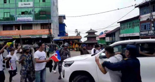 योगेश भट्टराईलाई इलाममा कालो झन्डा