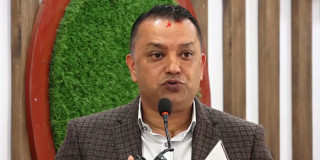 ‘शिक्षकहरुले आन्दोलन फिर्ता लिनुस्’: गगन थापा