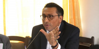 सरकारले राजस्व संकलनमा गलत तथ्याङ्क दियोः डा. स्वर्णिम वाग्ले