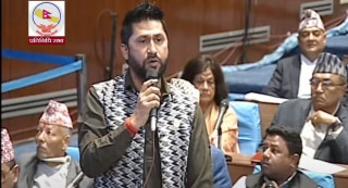 'याद रहोस्, संसद तीन दलको मात्रै हैन, बन्धक बन्न दिँदैनौँ ': रवि लामिछाने