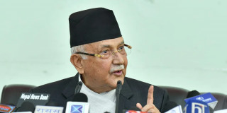 समाज भगवानसँग पनि डराउन छाड्योः अध्यक्ष ओली