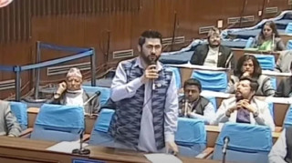 ‘राष्ट्रपतिले दिनदहाडै मान्छे काट्नेलाई छाडेर खुशीयालीको पार्टी गरे ’: रबी लामिछाने