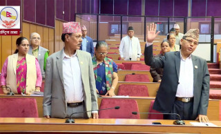 राष्ट्रिय सभामा पनि एमालेको अवरोध, २ दिनका लागी बैठक स्थगित