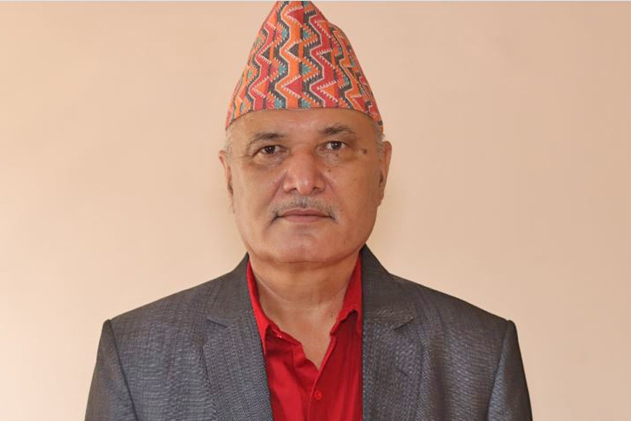हेलिकप्टरमा घुम्न जाने मात्रै होइन, राहत र उद्दार पनि होस् : भानुभक्त जोशी