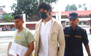 अनमोल केसीलाई ३ दिन हिरासतमा राख्न अदालतको अनुमति