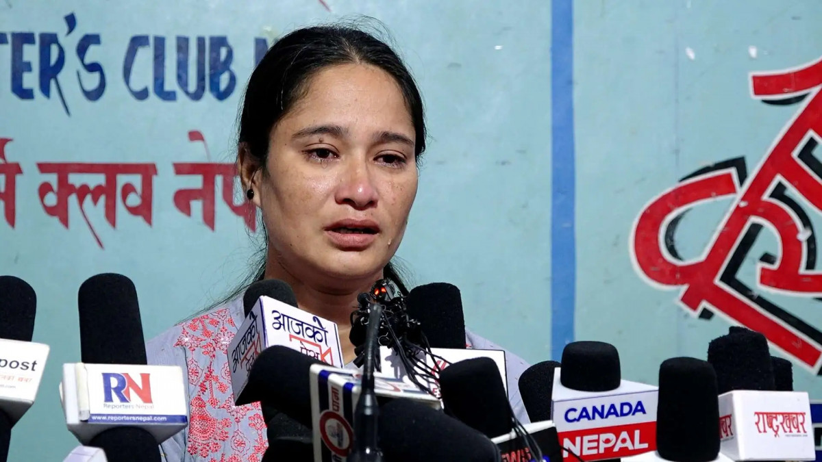 आममाफी पाएका रिगलविरुद्ध पीडित परिवारले हाल्यो सर्वोच्चमा रिट , न्याय मरेको मृतक चेतनकी श्रीमतीको गुनासो(खासखबर)