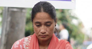 सर्वोच्चको फैसलापछि डाको छोडेर रोइन् भारती