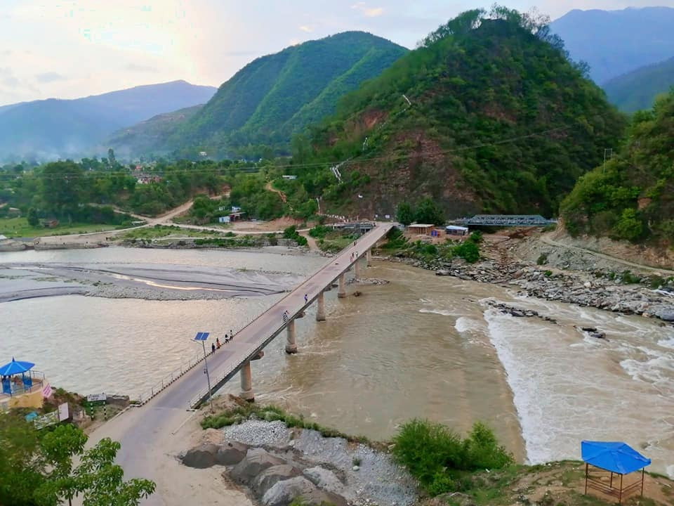 सेतीमा नदीमा नुहाउने क्रममा डोटीका २ बालक बेपत्ता