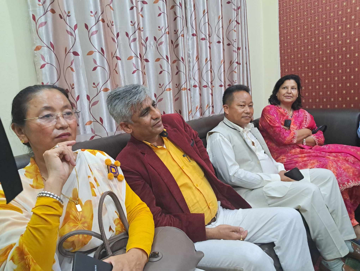 कोशीमा सत्ता गठबन्धनविरुद्ध शेखर कोइराला, केदार कार्कीको मुख्यमन्त्रीमा दाबी