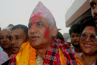 कोशीमा मुख्यमन्त्री कार्कीलाई माओवादीले पनि विश्वासको मत दिने