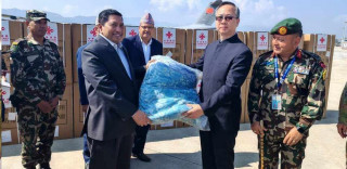 नेपाललाई चीनले बुझायो ४० करोडको राहत सामाग्री