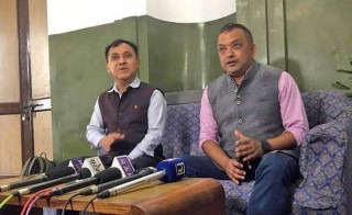 कांग्रेस महामन्त्रीद्वय शर्मा र थापा भुकम्प प्रभावित क्षेत्र प्रस्थान