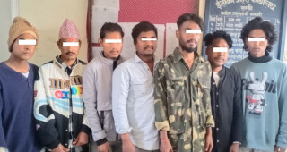 कैलालीमा युवक हत्यामा संलग्नको आरोपमा पक्राउ परेका ७ जना सार्वजनिक