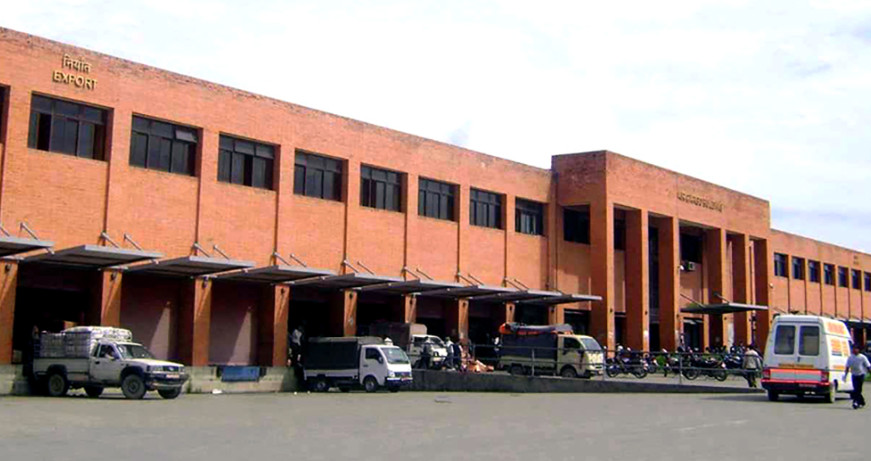 चीनबाट ल्याइएको मूर्तिमा सुन लेपनको आशंका, ल्यावमा परीक्षण हुँदै