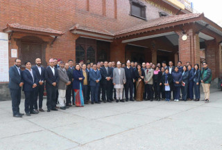 मन्त्रालयका सचिव तथा बोर्डका अध्यक्ष डा.दिपक काफ्लेको स्वागत
