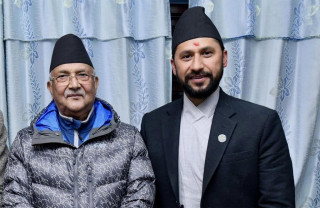 एमाले अध्यक्ष ओली र रास्वपा सभापति लामिछानेबीच भेटवार्ता, के भयो कुराकानी ?