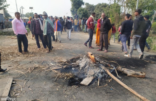 सर्लाहीको बरहथवामा अझै तनाव, सोमबार बिहानसम्म कर्फ्यू 