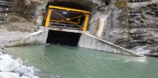 मेलम्चीको पानी सुरुङमा हालियो, ४ दिनमा काठमाडौं आइपुग्ने