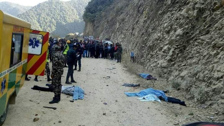 काठमाडौंको चन्द्रागिरिमा कार दुर्घटना हुँदा ४ जनाको मृत्यु