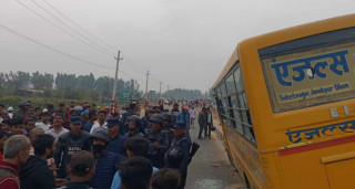 जनकपुरमा बसको ठक्करबाट एकको मृत्यु र ६ जना घाइते भएपछि अवस्था तनावग्रस्त