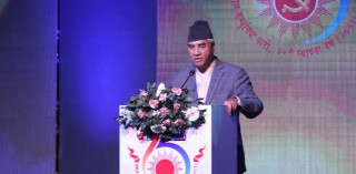एमालेकै कार्यक्रममा देउवाको आक्रोशः“मदन भण्डारीको हत्यारा खोज्न कसले छेक्यो ?”