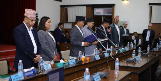 सुहाङ नेम्वाङले लिए सपथ
