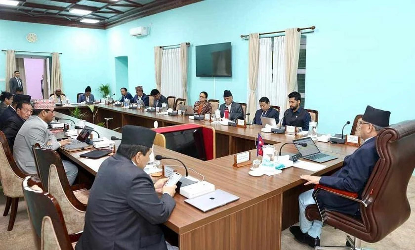 मन्त्रिपरिषद् बैठक जारी, उपेन्द्र यादव अनुपस्थित