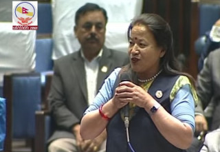 “सरकार अनशनरत भण्डारी, बुढाथोकी र तामाङको जीवन रक्षा गरौं” : कुसुमदेवी थापा
