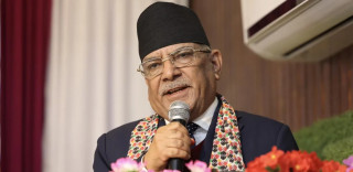 ओलीले मलाई ढाँटेर धोका दिएः प्रधानमन्त्री प्रचण्ड