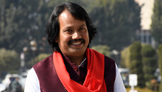 श्रीमती पटकपटक माइती जाने गरेको भन्दै सिके राउतले गरे सम्बन्धविच्छेदको मुद्दा दायर