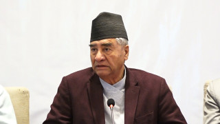 कांग्रेसबाट सरकारमा सहभागी मन्त्रीसँग सभापति देउवाले छलफल गर्दै