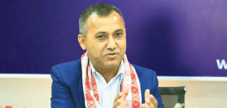 रास्वपालाई विश्वप्रकाश शर्माको व्यङ्ग्यः‘सत्य बोल्दा कांग्रेसमा कसैले कारबाही भोग्नुपर्दैन’