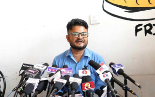 रवि लामिछानेमाथि पार्टीले पासपोर्ट र सहकारी प्रकरणमा छानबिन गर्नुपर्छ : मुकुल ढकाल