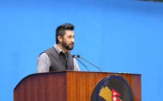 ‘एउटा फाइल खोलेको २४ घण्टामै सरकार ढल्यो, अरू कसरी खोल्ने?’