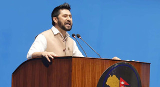 संसारले मानेको व्यक्तिलाई निर्मम आरोप लगाउने ?