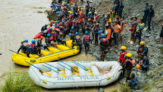 सिमलताल पहिरोमा परी त्रिशूलीमा बेपत्ता बस नभेटिएपछि भारतीय टोली फर्कियो