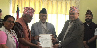 सुदूरपश्चिमको मुख्यमन्त्रीमा कांग्रेसका कमलबहादुर शाहले गरे दाबी पेश