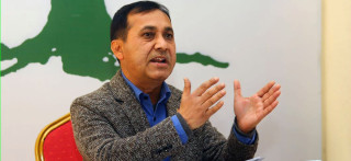 “एमालेसँग कैयौँ विमति छन्, चुप लागेर बस्दैनौं ’’