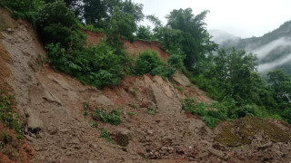 रामेछापमा पहिरो जाँदा २ जनाको मृत्यु