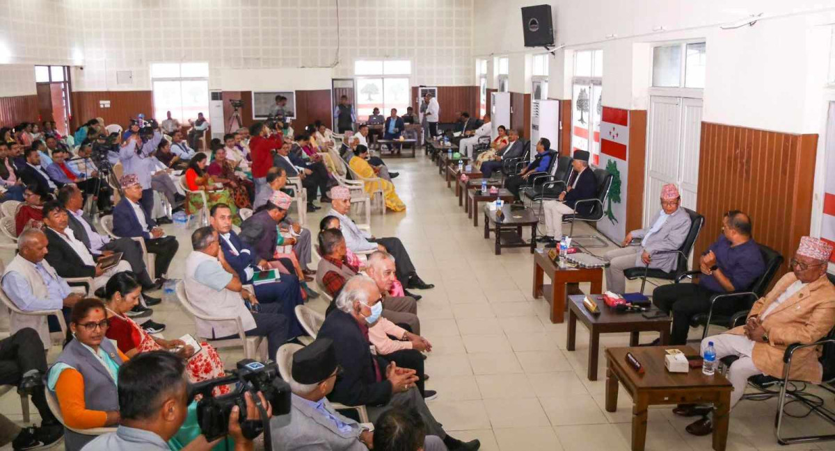 महामन्त्रीद्वयको प्रतिवेदनले कांग्रेसमा मतभेद, प्रस्ताव परिमार्जनसहित पारित गर्ने तयारी, एक्जीट पोलिसी विवादमा (खासखबर)