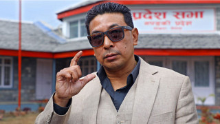 दीपक मनाङेलाई अदालतमा उपस्थित गराइयो