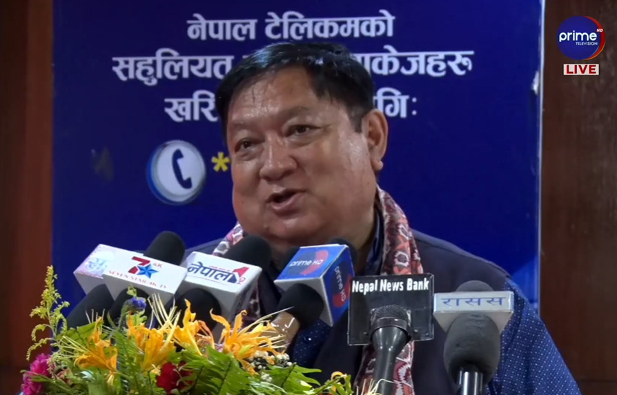 संविधान परिवर्तन नगरेसम्म धेरै कुराहरु ओझेलमा पर्नेछन् : उमेश श्रेष्ठ
