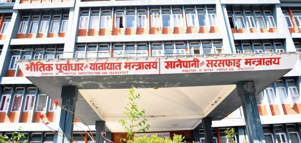 घटस्थापना अगाडि सडक मर्मत गरिसक्न निर्देशन